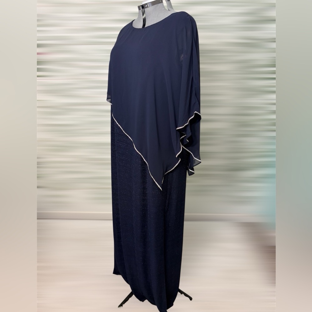 R&M Richard’s size 22W navy blue formal gown